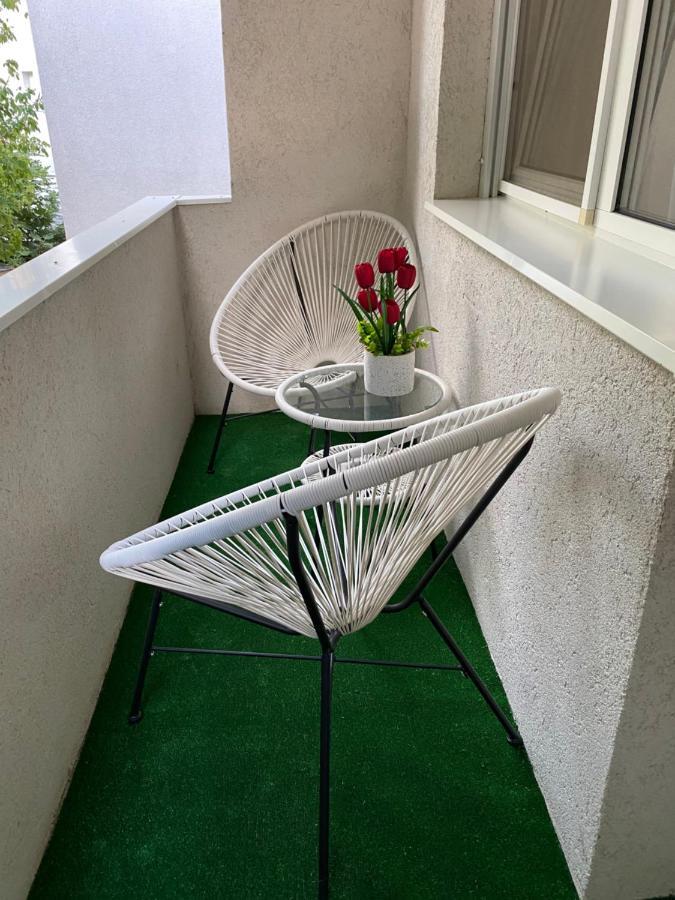 Sellada Apartament - Free Private Parking,Ac,Wi-Fi Carei Dış mekan fotoğraf